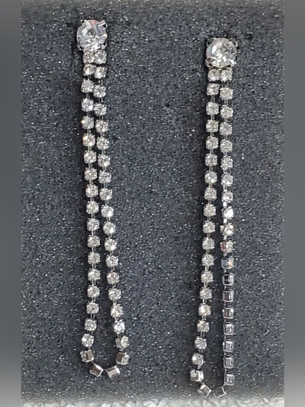 Avon 1991 Silver Crystal Drop Earrings - Sparkling Dangle Earrings - Picture 2 of 4